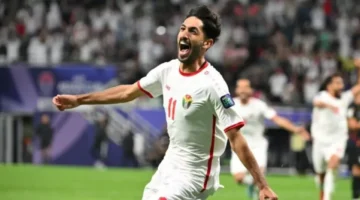 عرض عراقي يهدد صفقة الأهلي مع يزن النعيمات